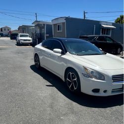 2013 Nissan Maxima