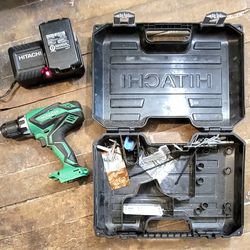 Hitachi 18v Drill driver cordless drill 1 battery charger and case