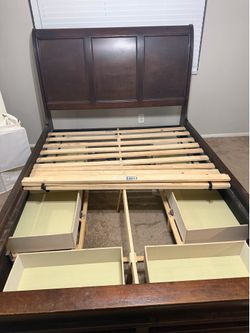 Queen bed