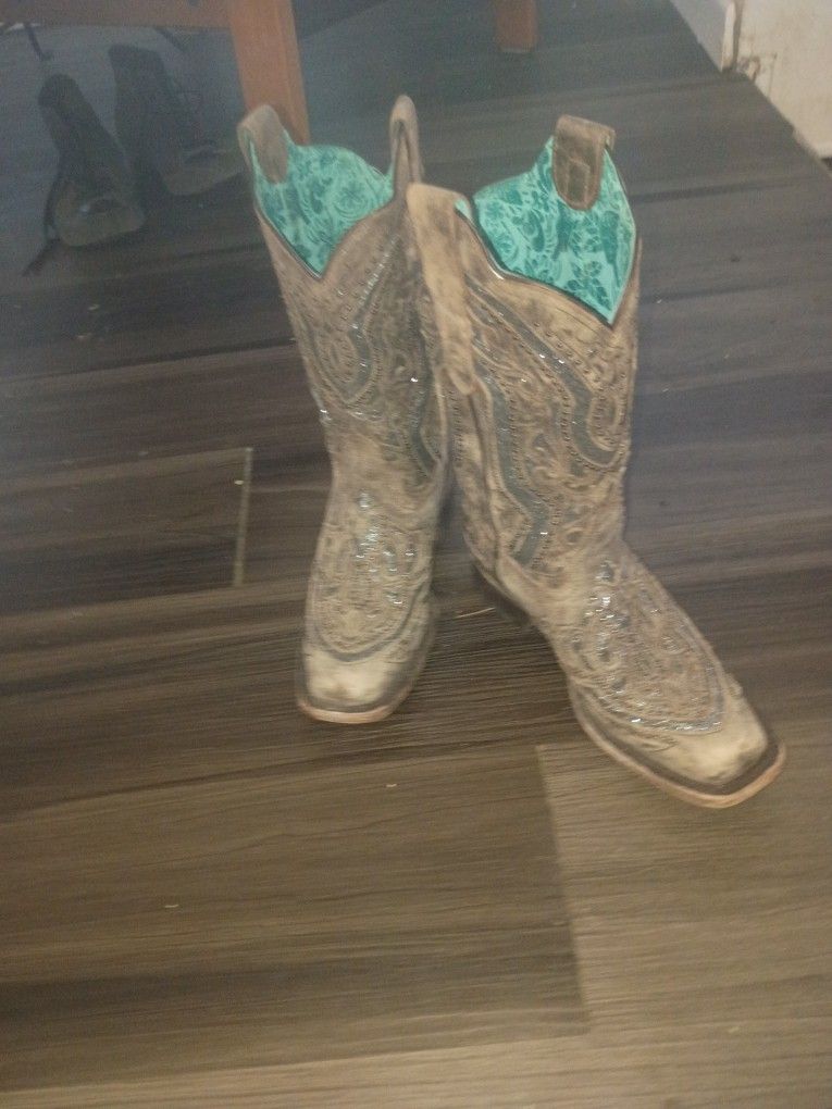 Size 8.5 Women's Corral Western Boot