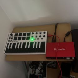 AKAI Mini keyboard