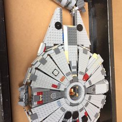 Lego Millennium Falcon