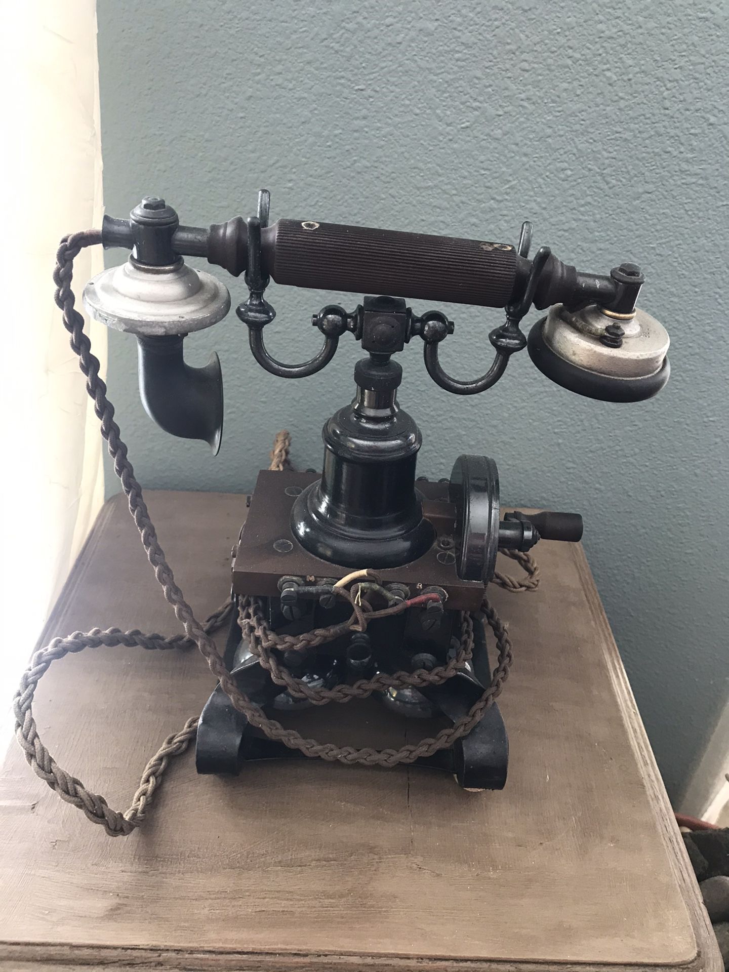 Ericsson Crank Phone