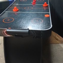 Hir Hockey Table