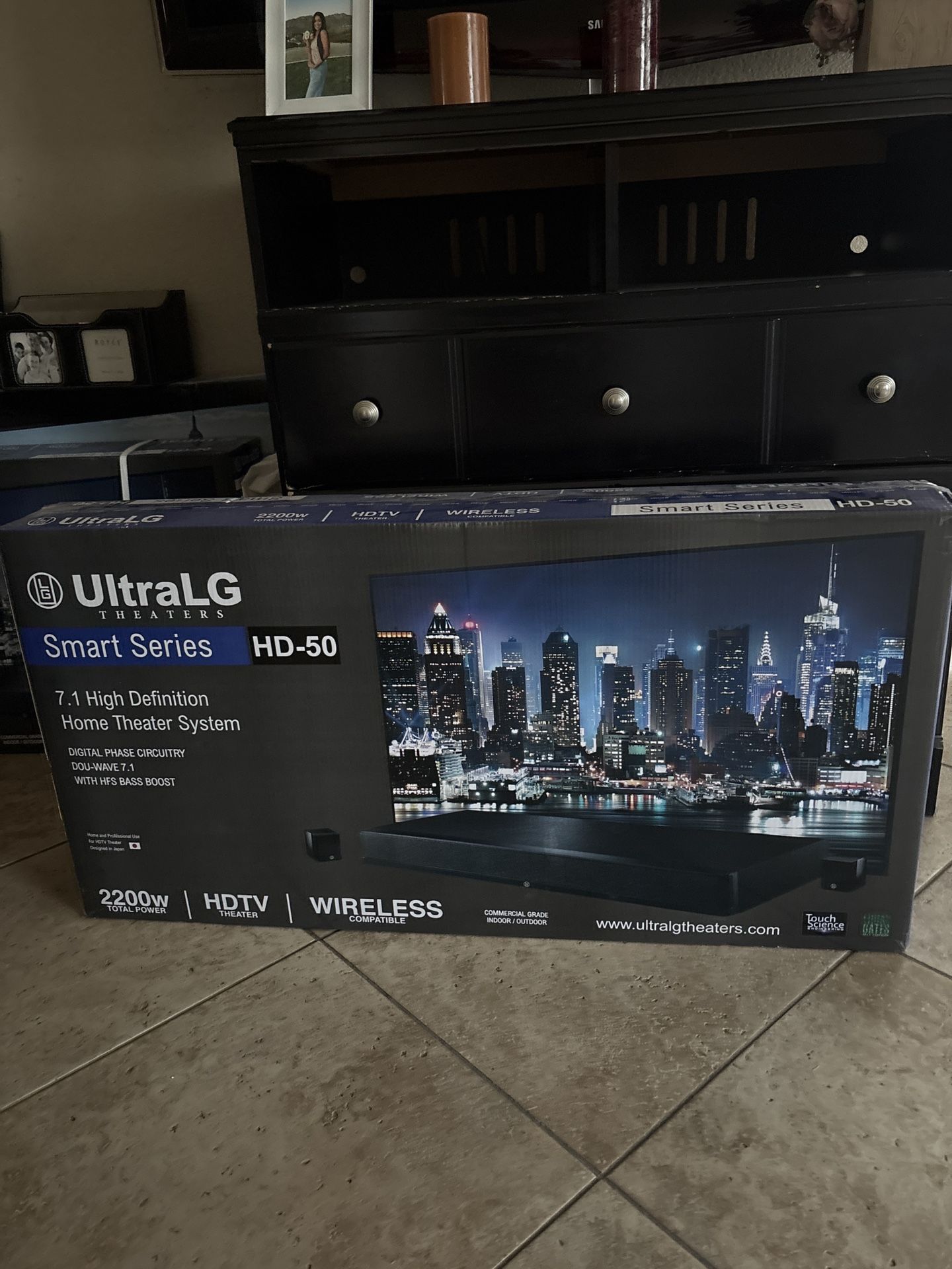 UltraLG Theaters Smart Series HD-50