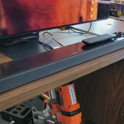 Bose Smart Soundbar 700 - Black Bluetooth 425842 W/Voice