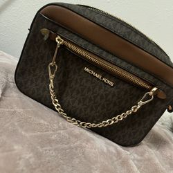 Brown Michael Kors Cross Body 