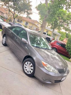 TOYOTA CAMRY