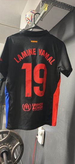 Lamine yamal 24/25 #19 Barca away jersey size Meduim