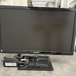 24 Inch Samsung Monitor