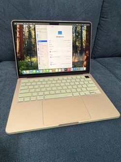 Apple MacBook Air M2