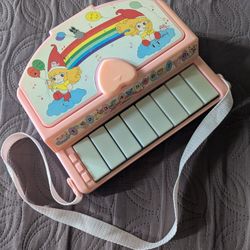 80s Vintage Kawaii kids Beauty and Keyboard 