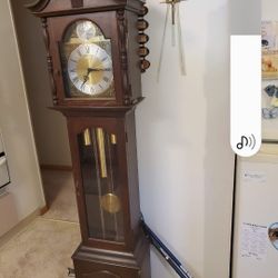 Grandfather Clock 