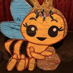 Abejita Piñata 