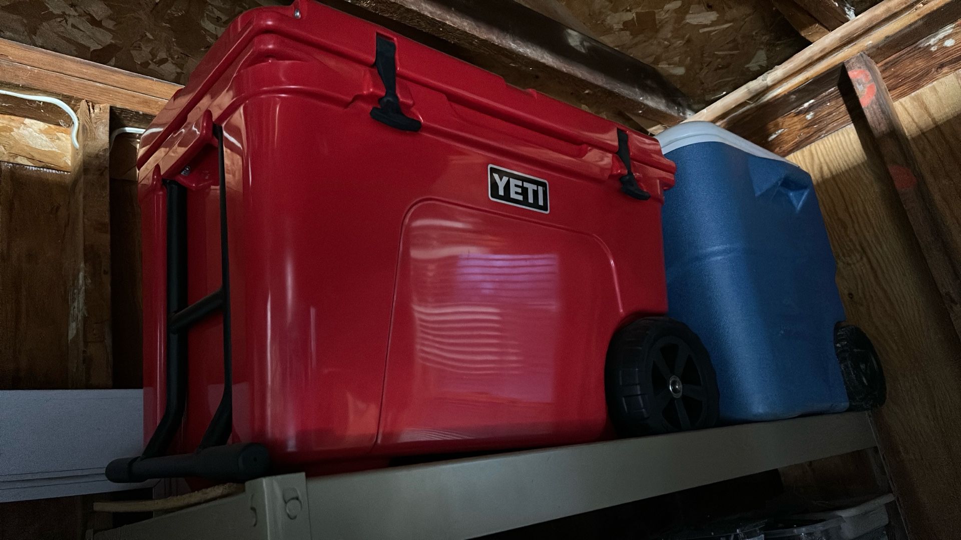 Yeti Tundra Wheeled cooler