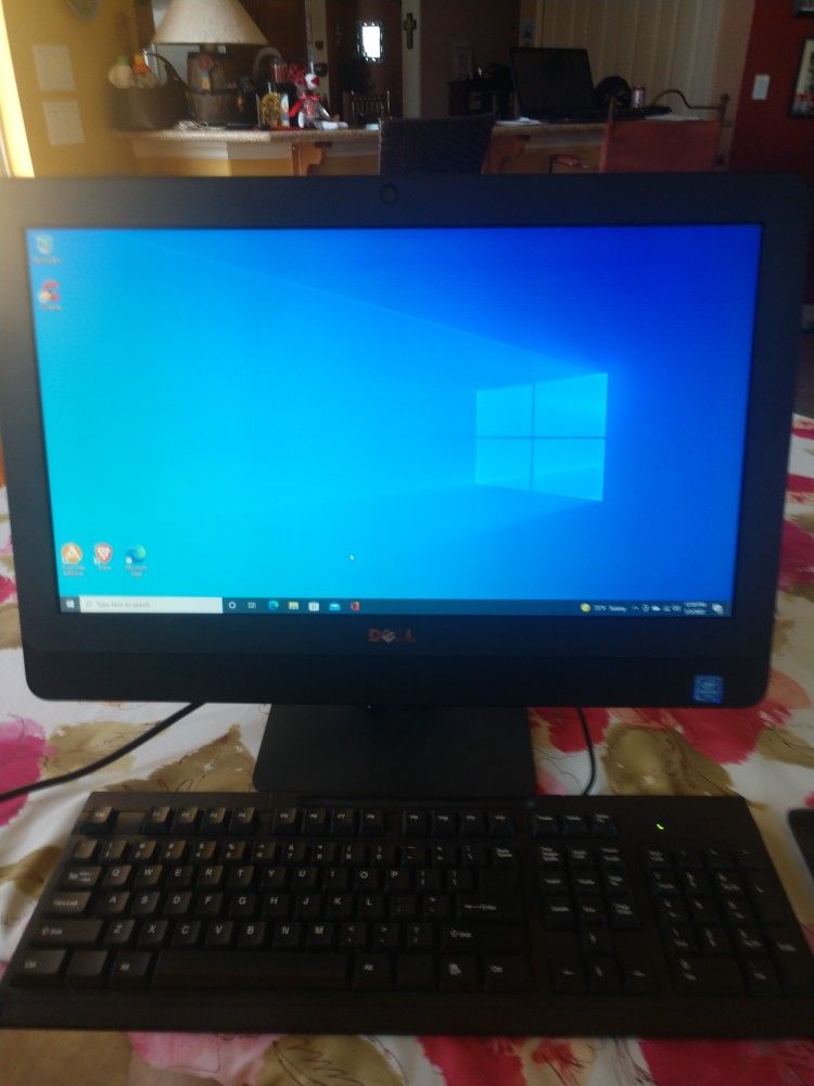 Dell OptiPlex 3030 All-inOne Computer 