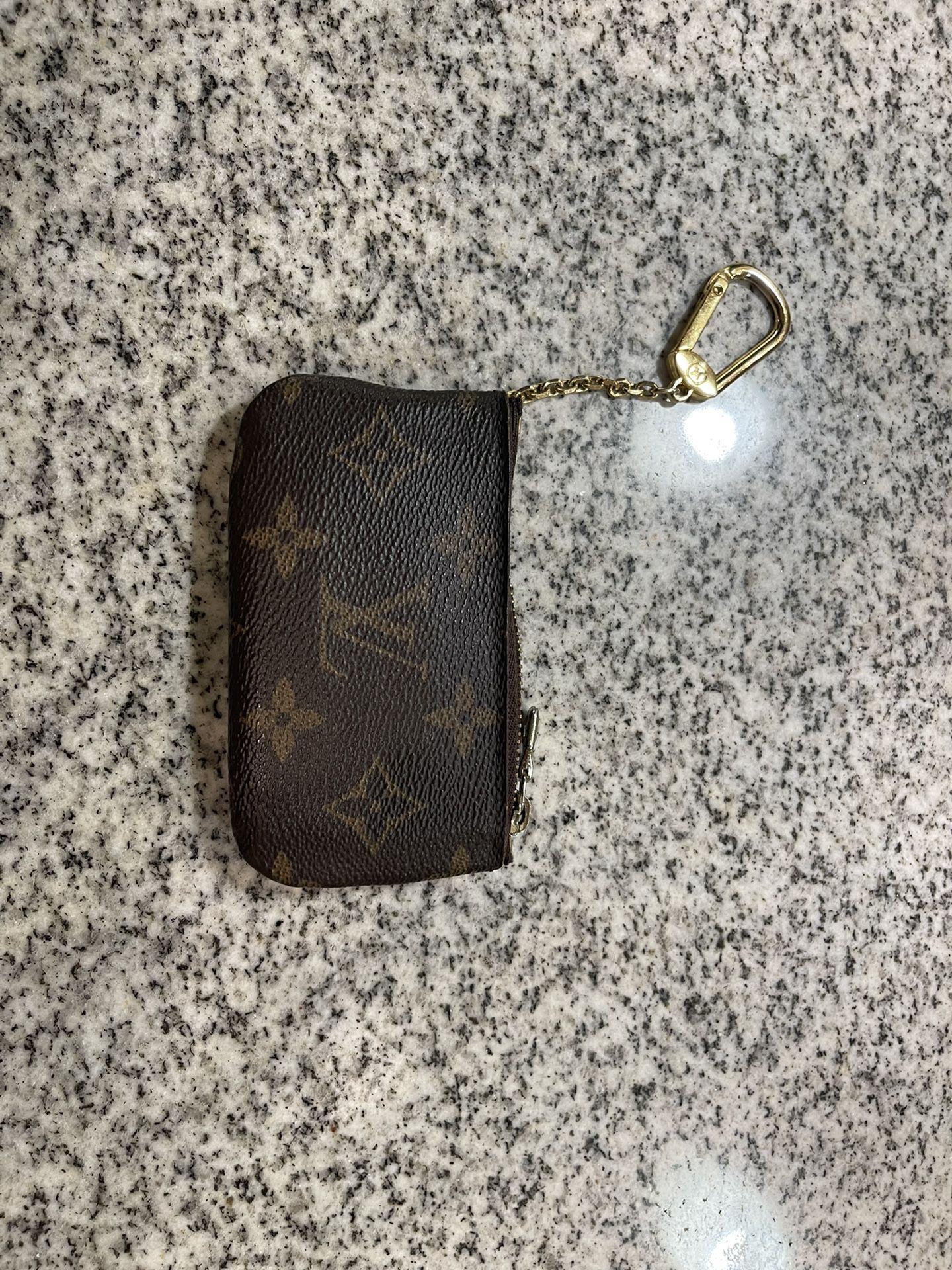 Louis Vuitton key pouch for Sale in Missouri City, TX - OfferUp