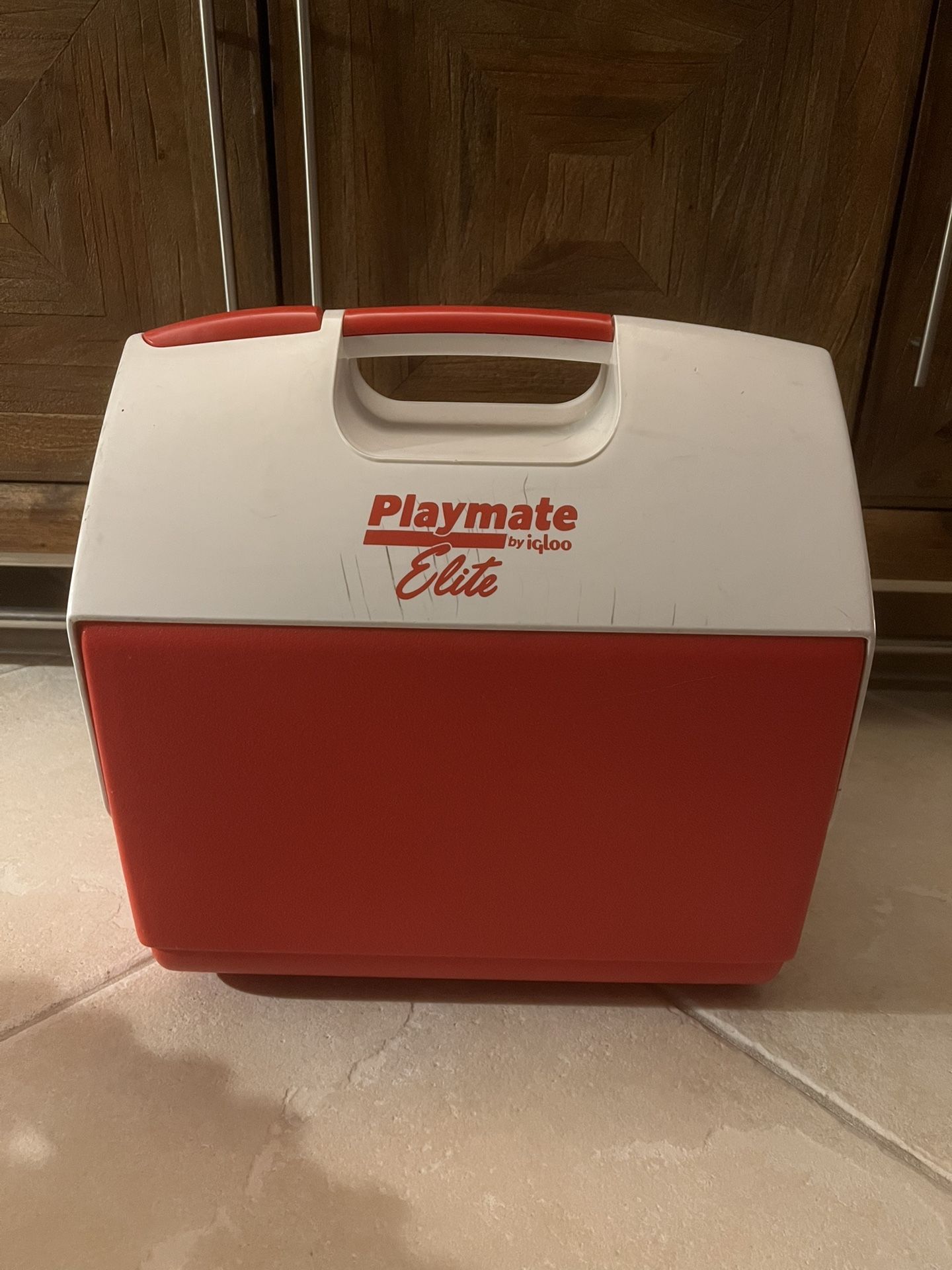 Igloo Playmate Elite Cooler