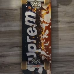 Supreme Complete Skateboard Set Up (SS21 Apes Night Deck + Supreme Trucks & Wheels)