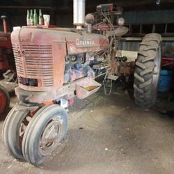 Farm Tractors Allison Chalmers WD45 D17 International H With 2 Row Corn Head