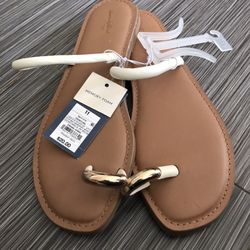Woman’s Sandals 