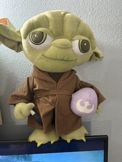 Star Wars Yoda Or The Mandalorian Plush Standing 24 Inches Tall Collectors Item