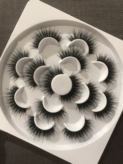 Mink eyelashes