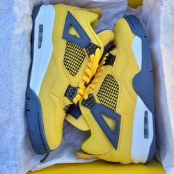 Jordan 4 Lightning Size 10