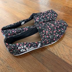 Women’s TOMS Classic Shoe