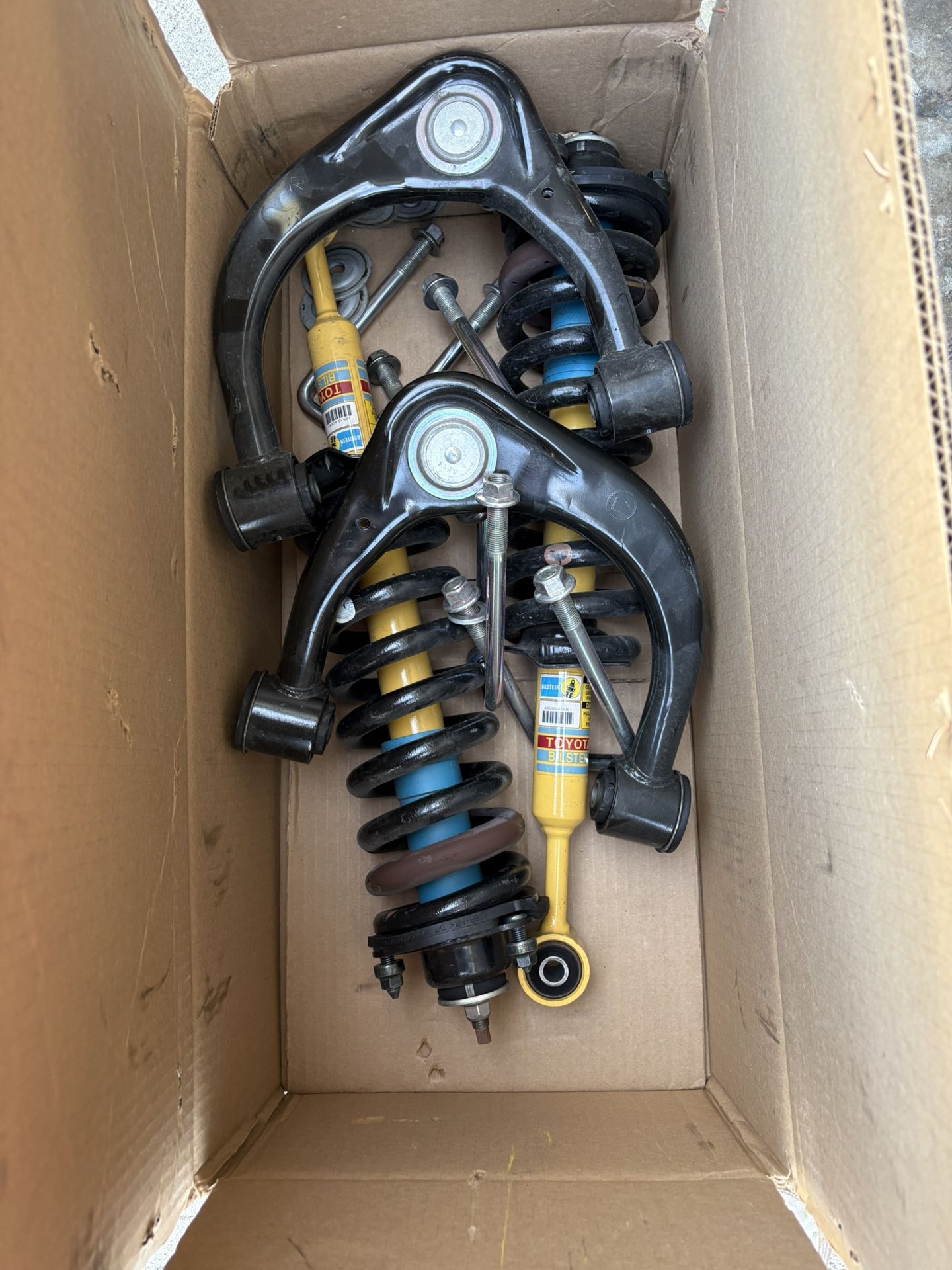 Toyota Tacoma  2nd Gen Front Shocks Springs And Control Arms