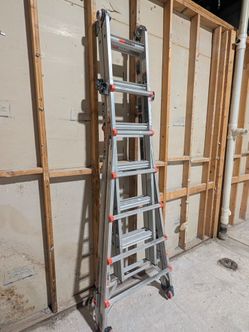 Little Giant Leveler M26 Multi-Position Ladder (with Leg Levelers)