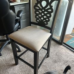2 new dining chairs