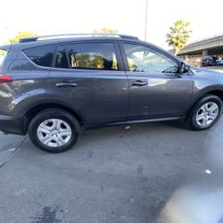 Toyota RAV4 2013 Le 