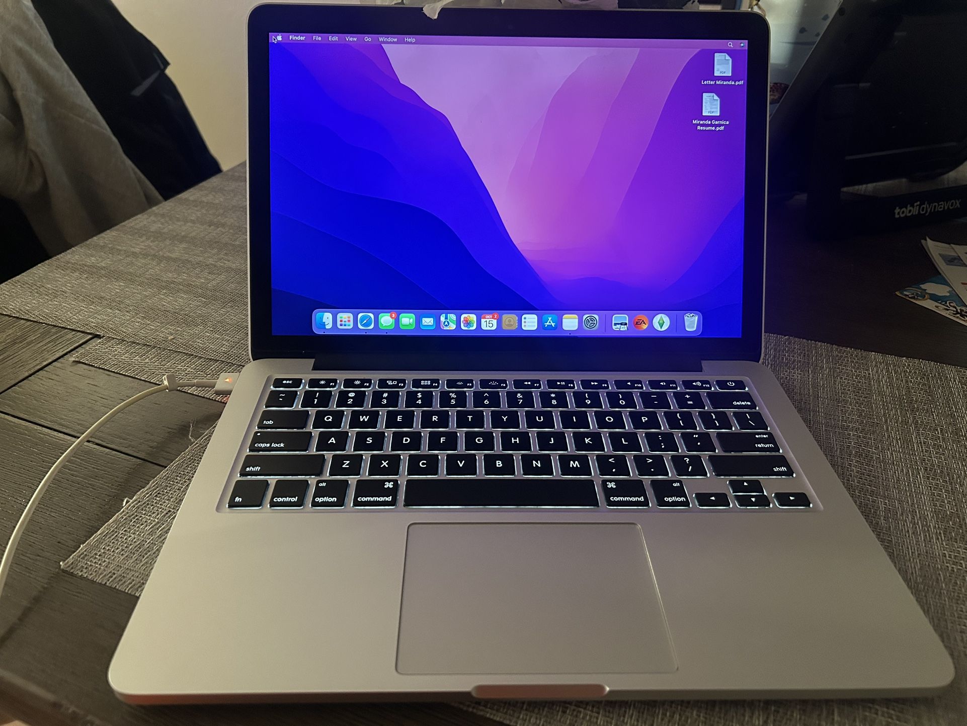 MacBook Pro 13" Retina - 8GB RAM, 121GB Storage