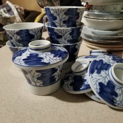 Ceramic ASIAN Style Tea Cup Set With Matching Lids