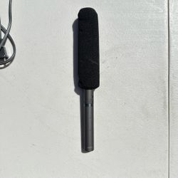 🎤 Audio-Technica AT897 Shotgun Mic – Line + Gradient Condenser