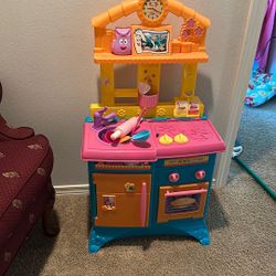 Kitchen Set With Kitchen Toys 