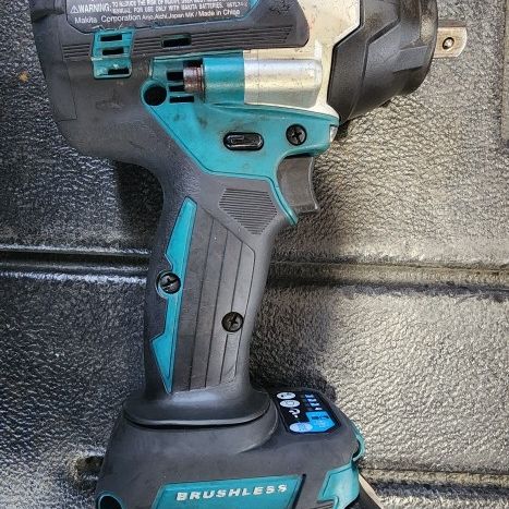 Makita  Xwt18 1/2 Impact Wrench 