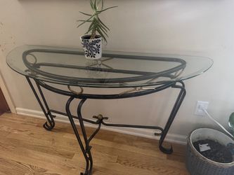 Glass entry table