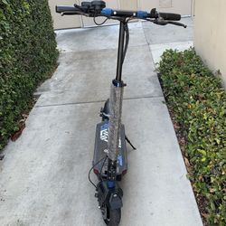 Apollo Explore Electric Scooter 🛴 🛵 