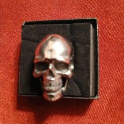 Big Skull Ring  Mens  Size 9