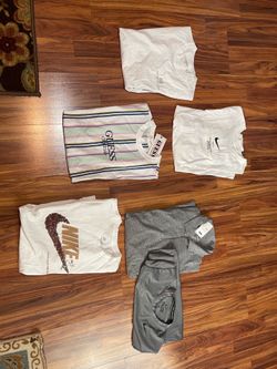 Men’s shirts size XS-S