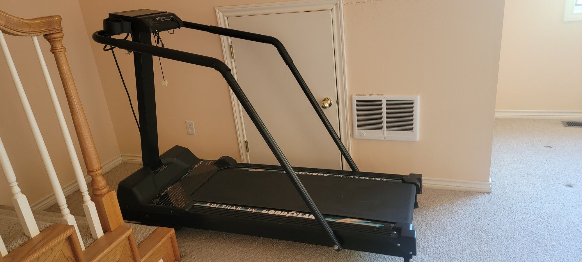 Vitamaster Power Pro 2.5 Treadmill 