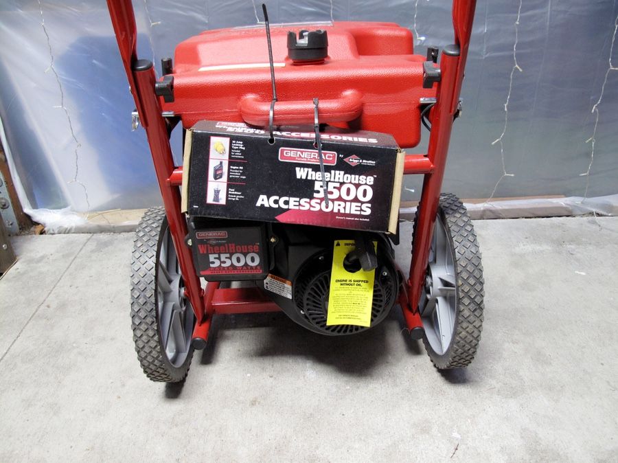 Generac Wheelhouse 5500 Watts Heavy Duty Portable Generator NEW! for