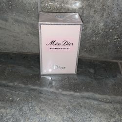 Women’s Perfume