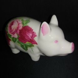 Porcelain Pig