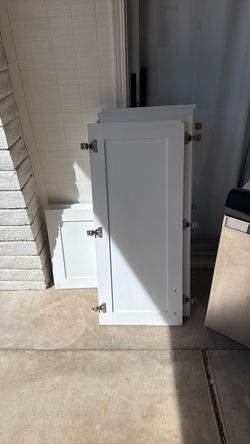 Kitchen cabinet doors