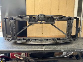 2015 2016 2017 2018 2019 2020 CHEVROLET TAHOE SUBURBAN RADIATOR SUPPORT OEM USED