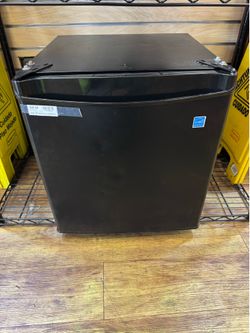 Danby Fridge 1.6 Cu. Ft.