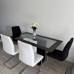 Glass Dining Table With 4 Chairs 